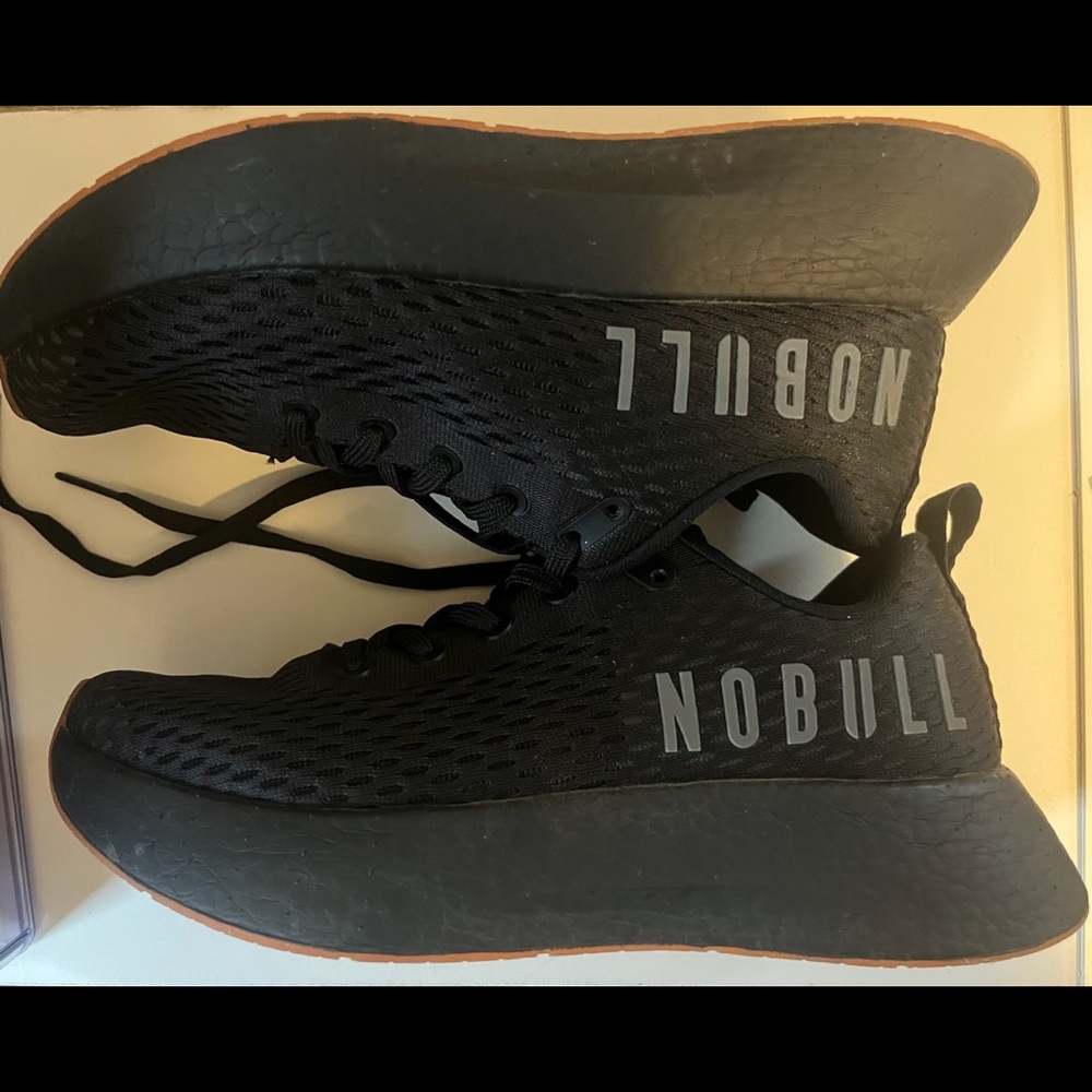 NOBULL Sneakers